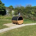 The House, Sea View * Greencastle (Donegal)