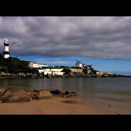 The Old Coach House, Sea View * Greencastle (Donegal)