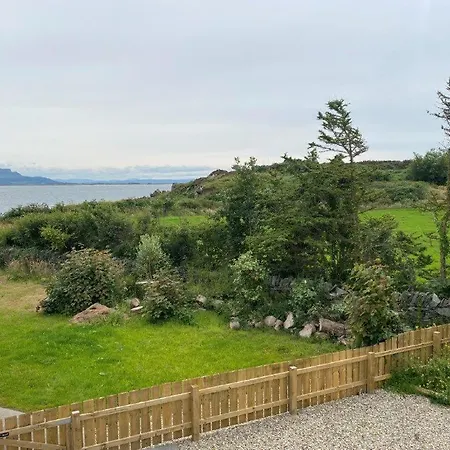 The Old Coach House, Sea View *