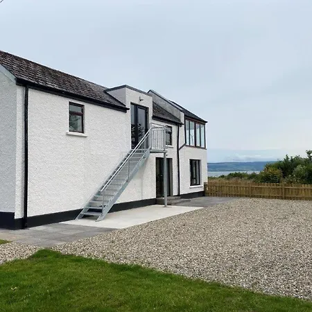 The Old Coach House, Sea View *