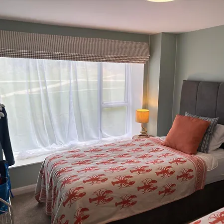 The Old Coach House, Sea View * Greencastle (Donegal)
