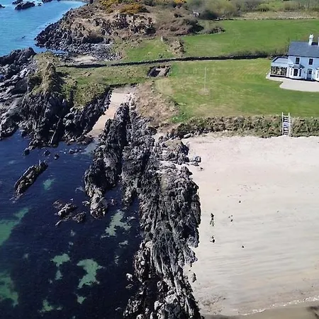 The Old Coach House, Sea View Greencastle (Donegal)