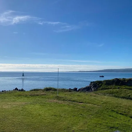 The House, Sea View 公寓