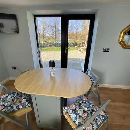 Apartment The Old Coach House, Sea View