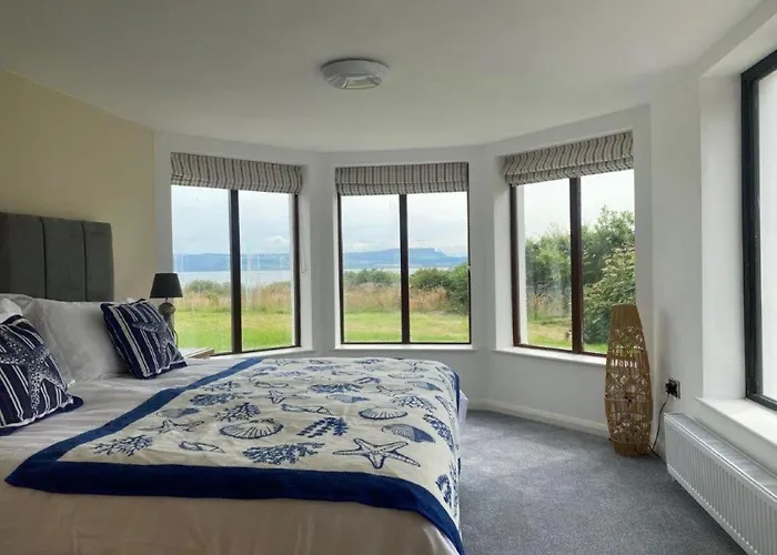 The House, Sea View Daire Greencastle (Donegal)