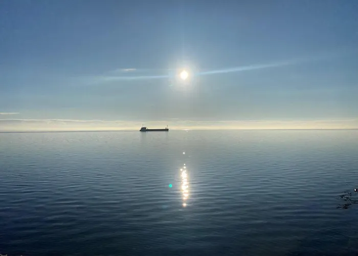 The House, Sea View アパート